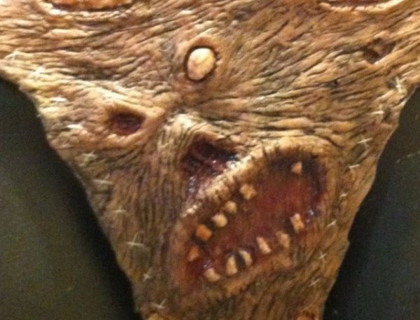 Un costum de baie de-a dreptul HORROR! Aveti curaj sa purtati asa ceva?!