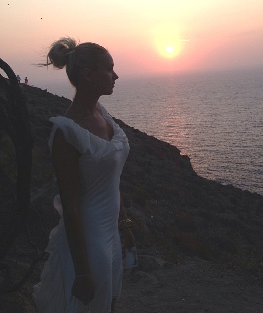 Diana Dumitrescu, mult prea sexy intr-o rochie mulata! Ipostaza care i-a naucit pe fani!
