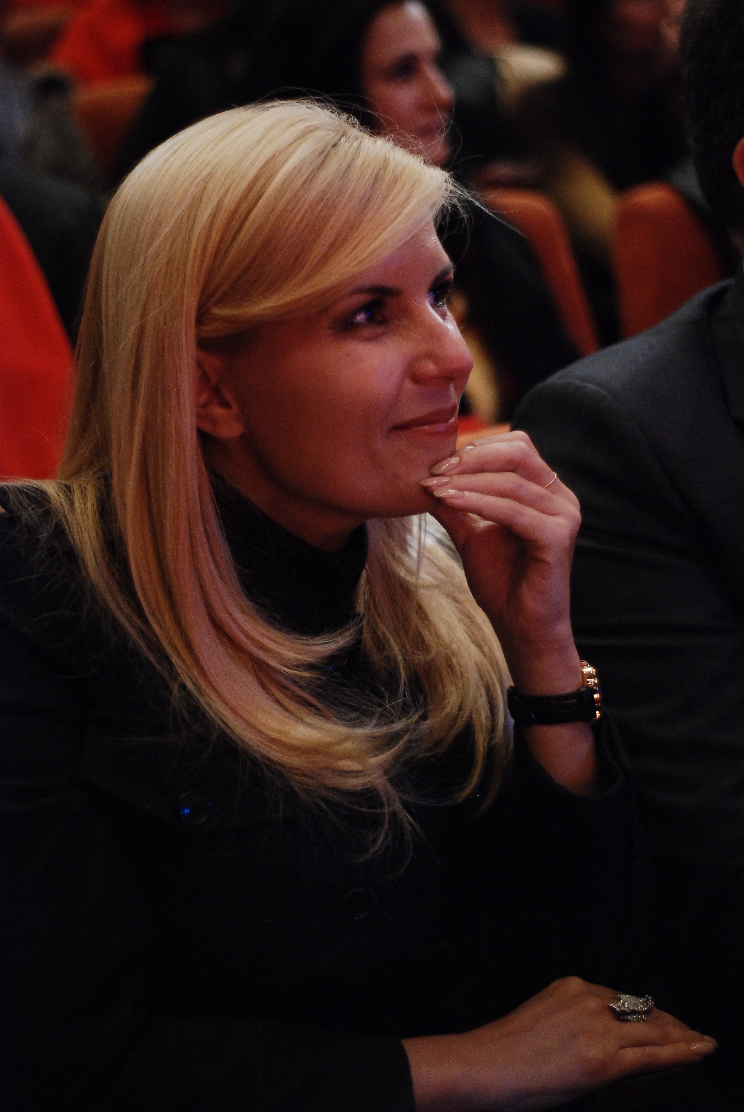Cu cine ar vota Udrea, la prezidentiale, daca ar fi sa aleaga intre Antonescu si Ponta