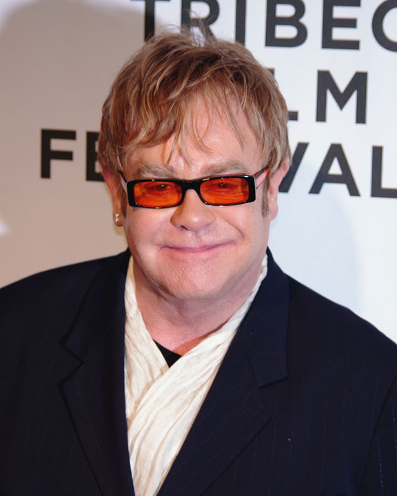 Elton John - Ziarul National