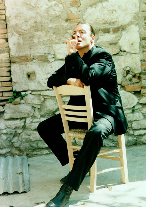 armand assante hepta - Ziarul National
