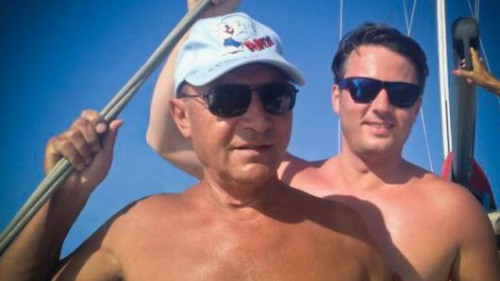 Imagini surprinzatoare cu Traian Basescu: Seful statului, la BUSTUL GOL, pe mare!