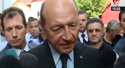 Presedintele Basescu, prezent la Sibiu, la priveghiul regelui Cioaba