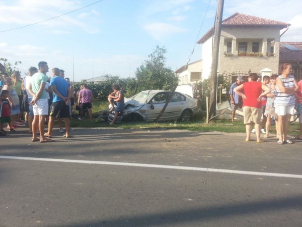 Nebunie cu o betiva care a distrus totul in cale cu un BMW de lux (VIDEO)