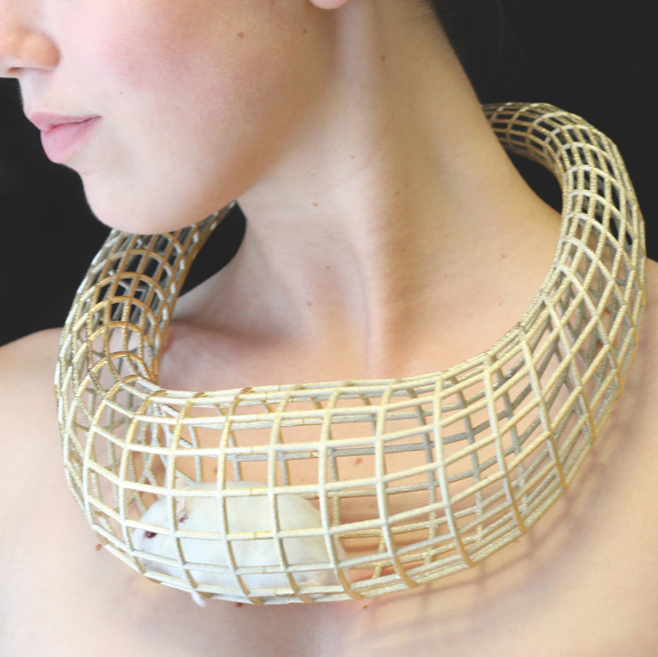 Anti-fur trade jewellery is alive with inspiration - Ziarul National