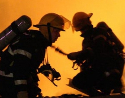 Incendiu VIOLENT in Ilfov! Mai multe case au fost cuprinse de flacari!