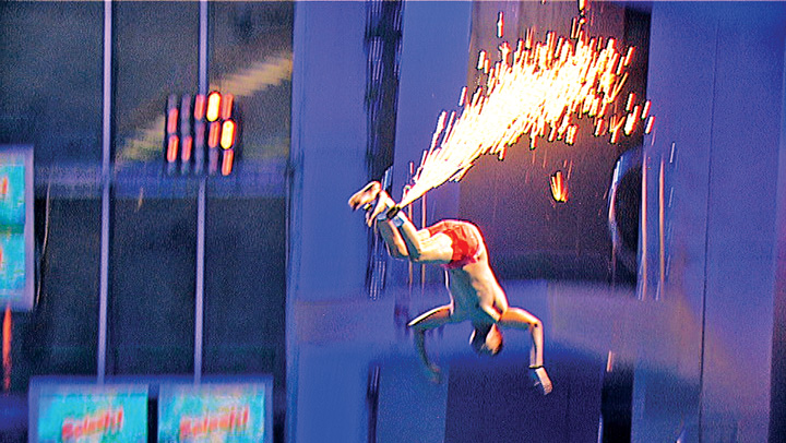 Piticu’, „Splash!” cu artificii la glezne