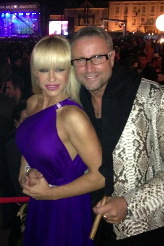 Catalin Botezatu fredoneaza melodia Andei Adam, in timp ce goneste pe sosea! VIDEO DEMENTIAL!