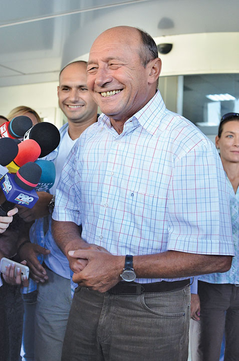 La aniversarea premierului, Basescu i-a trimis lui Ponta flori cu insemnatate!