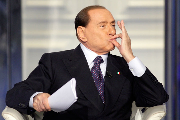 Berlusconi a bagat Italia in criza, de pe „tusa”