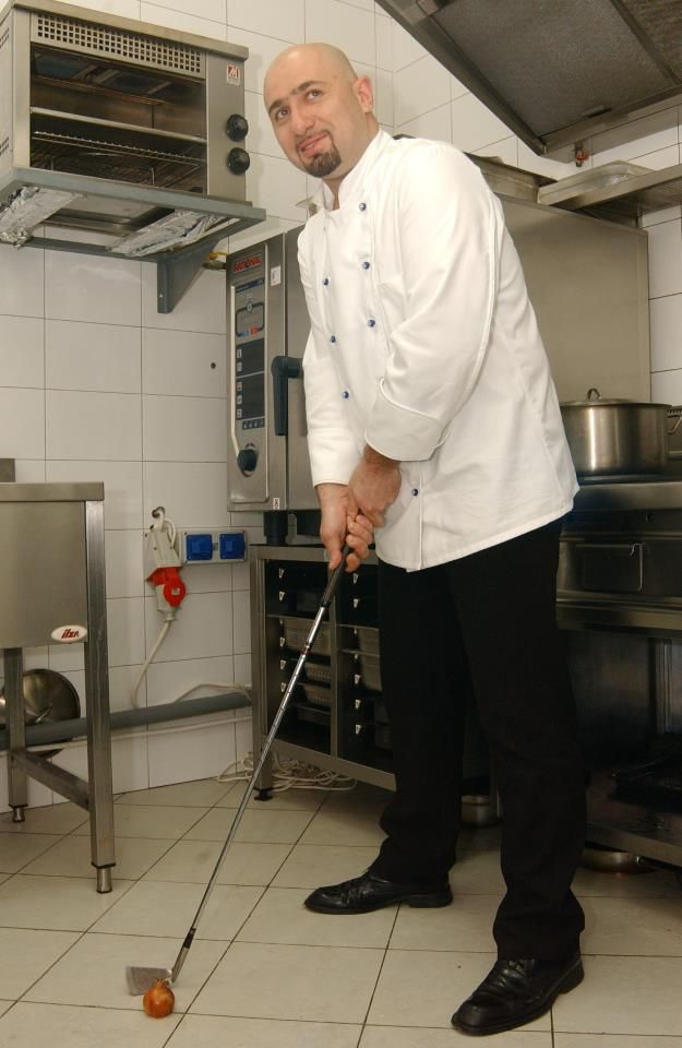 Chef Catalin, de nerecunoscut: Cu 20 de kilograme mai slab si cu cioc!