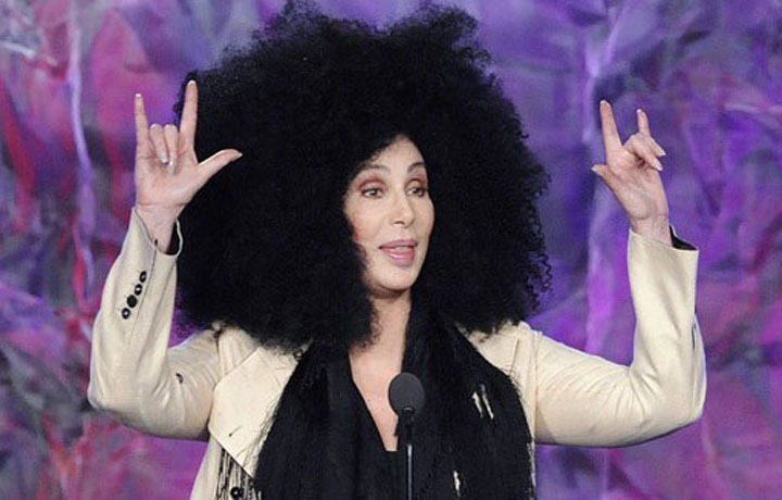 Cher, bantuita de fantoma lui Sonny Bono