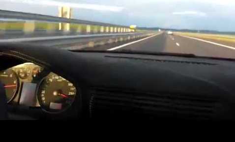 A fost prins conducand cu o viteza RECORD pe Autostrada Soarelui!
