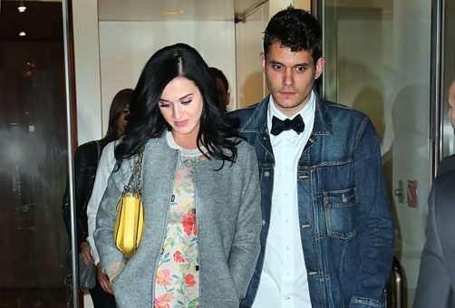 Katy Perry a spus pas cererii in casatorie