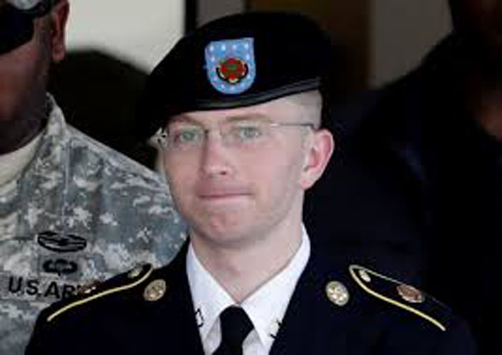 „Cartita Wikileaks” cere gratiere de la Obama