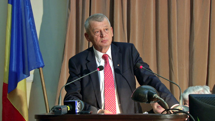 Efectele arestarii lui Oprescu! Angajatii RATB si RADET risca sa nu-si mai primeasca salariile