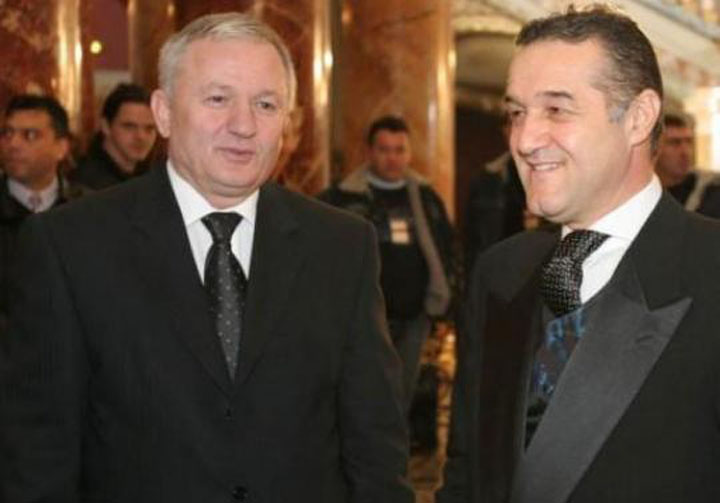 Porumboiu si MM Stoica s-au duelat intr-un dialog suburban: Cearta pe profitul lui Gigi