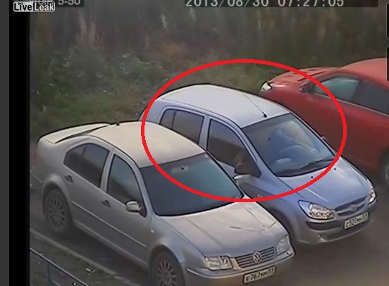 Soferita care a uimit pe toata lumea cu dibacia ei! (VIDEO)