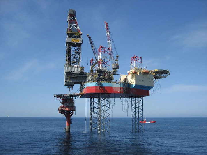 Danemarca dubleaza taxele petrolistilor