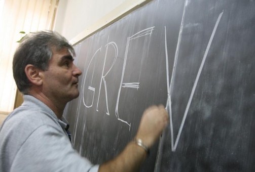 Scolile din Banat, blocate de greva profesorilor