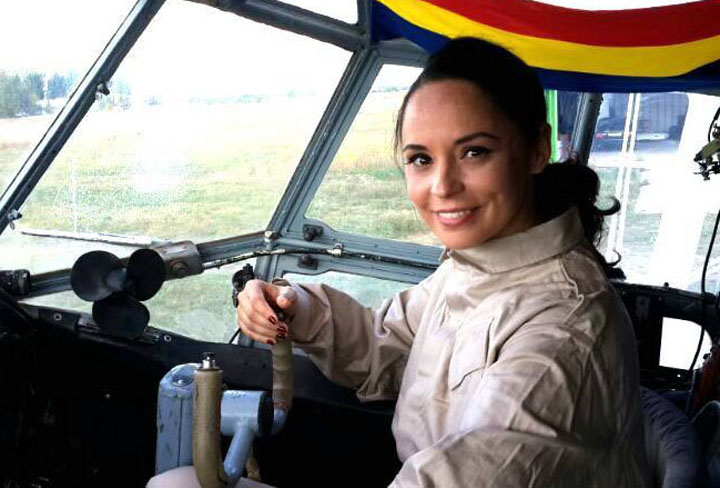 andreea marin avion - Ziarul National