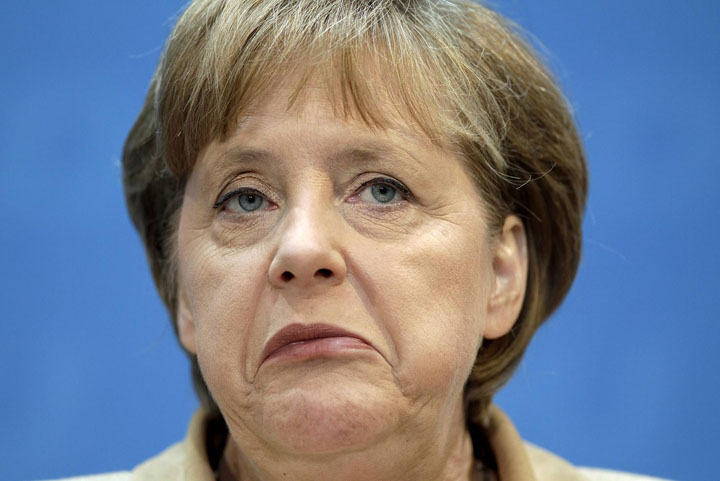 Scandal la nivel inalt! NSA are peste 300 de raporte despre Angela Merkel