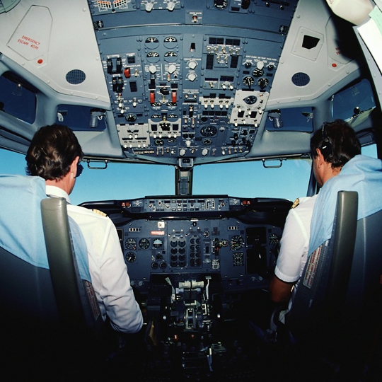 A devenit PILOT fara sa aiba vreo ora de zbor la mansa!