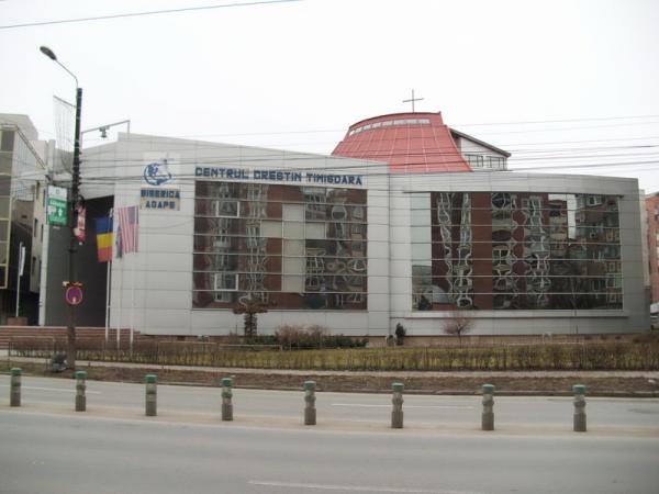 Primaria Timisoara transforma o biserica intr-un stadion, dupa un scenariu S.F.