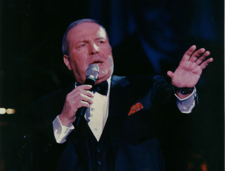 Frank Sinatra Junior: “Jos labele de pe averea tatalui meu!”