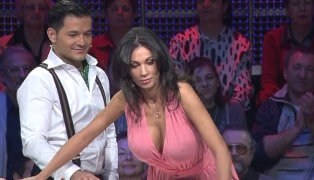 Nicoleta Luciu a facut o noua cucerire! “Are cel mai frumos bust! E frumoasa toata”