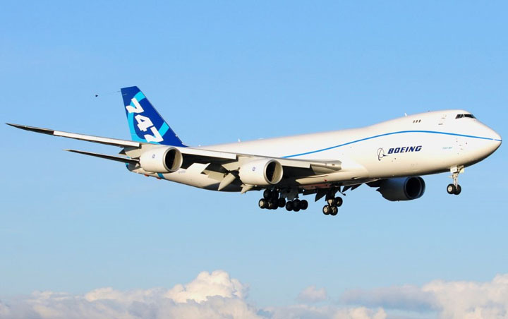 Boeing 747-8 - Ziarul National