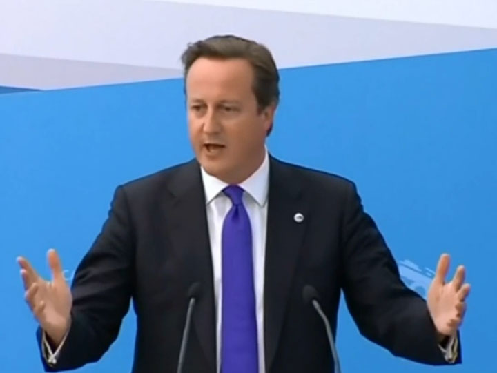 David Cameron, „urecheat” de UE din cauza imigrantilor romani