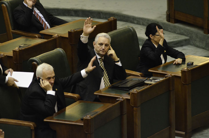 Ilie Sarbu - Senat juramant - Narcis Pop (7) - Ziarul National