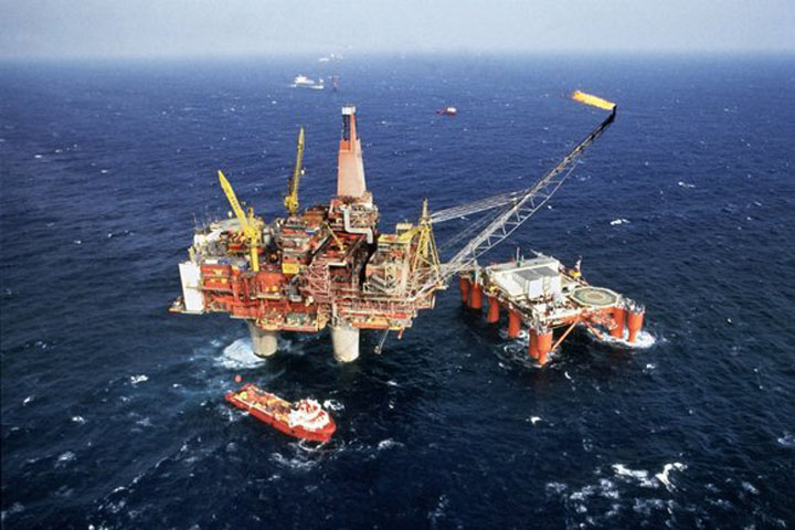 Sonda explotare petrol Marea Nordului - Ziarul National