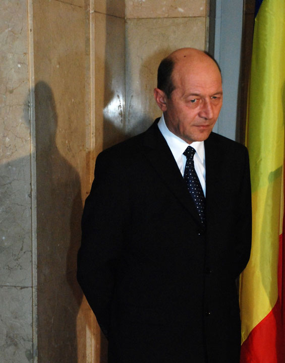 TRAIAN BASESCU-FANE (417) - Ziarul National