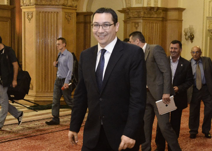 Ponta a anuntat ca azi il propune pe Iohannis la Interne. N-a spus nimic de postul de vicepremier