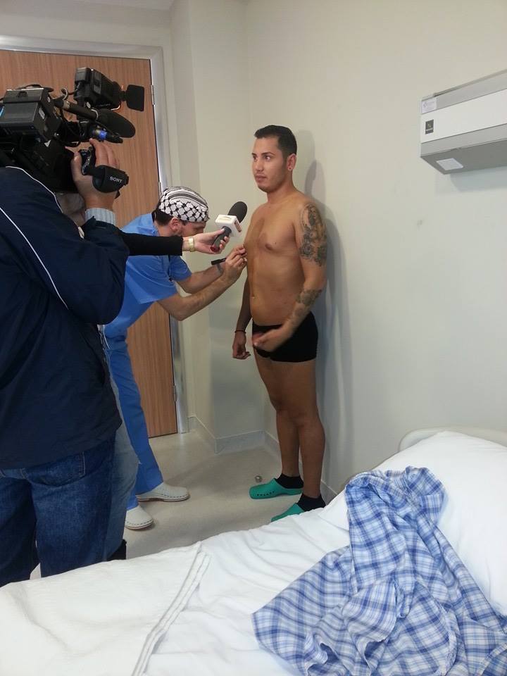 Ce barbat din showbiz-ul romanesc si-a pus silicoane!
