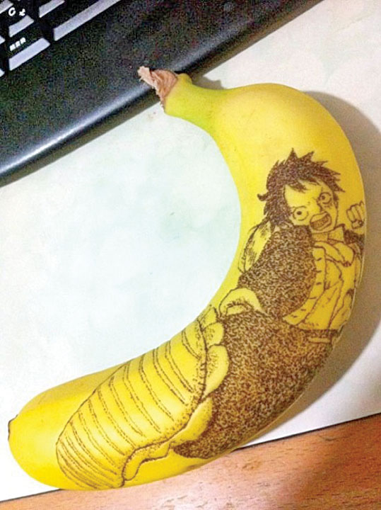 Cum sa-ti tatuezi banana!