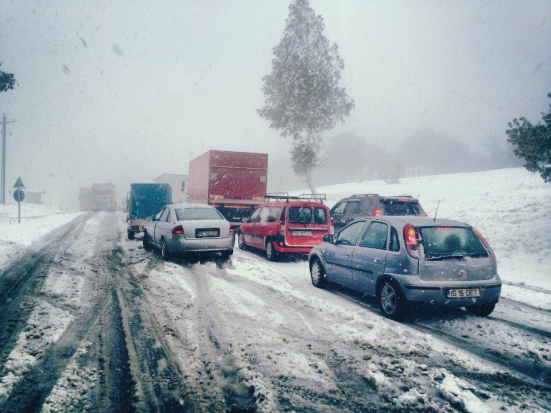 Vestile meteorologilor care ne dau pe spate: temperaturile scad, iar la munte ninge!