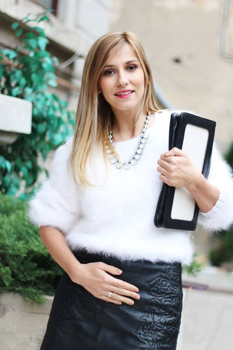 dana rogoz semnata FACEBOOK - Ziarul National