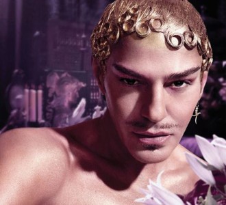 john galliano - Ziarul National