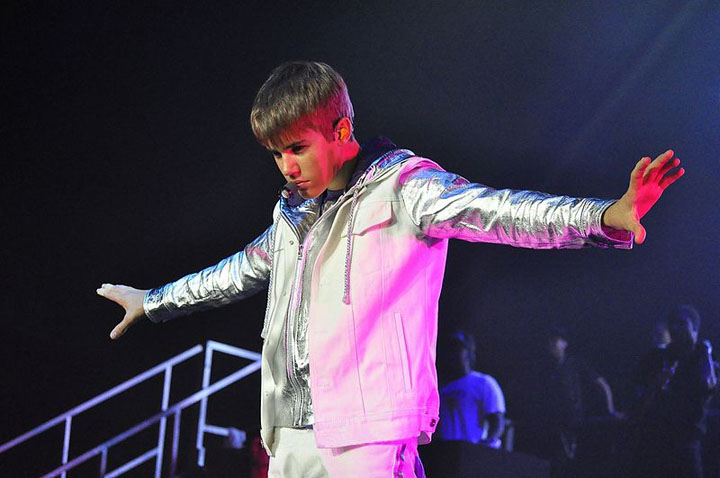 Justin Bieber, pedepsit dupa metoda “Tolea Ciumac”