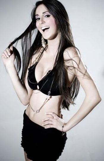 laura anselmi - Ziarul National