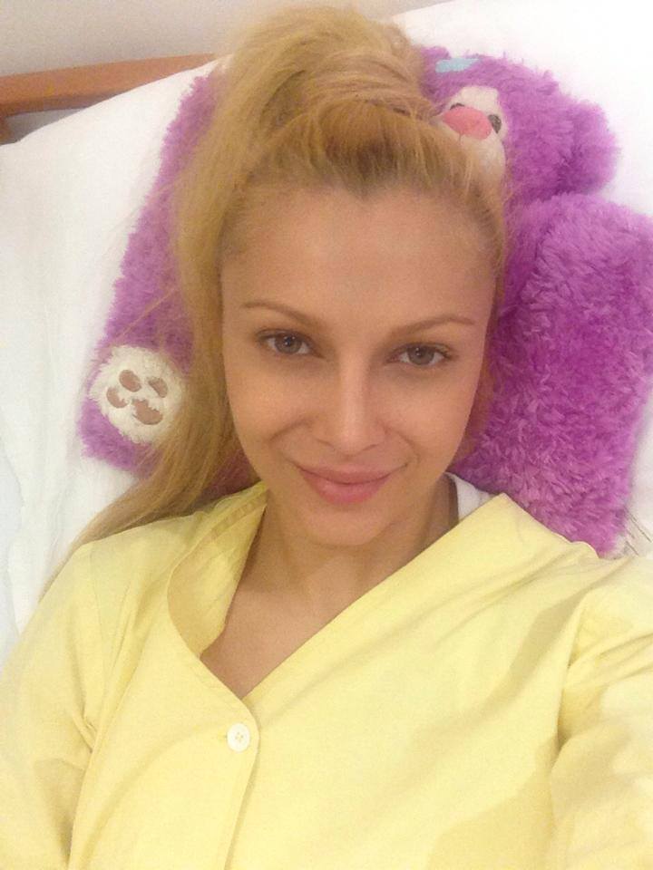 Lora a primit o veste buna, chiar cand se afla in spital! (VIDEO)