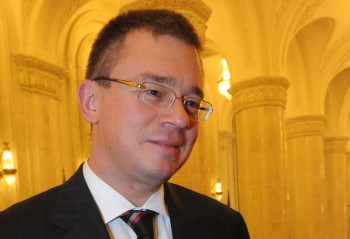 mihai razvan ungureanu - Ziarul National