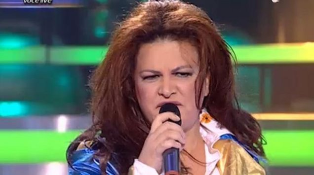 Thalia pe scena de la “Te cunosc de undeva”
