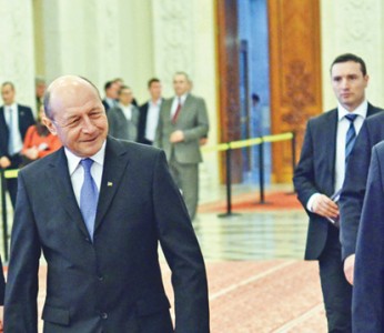 Traian Basescu - Discurs Parlament - Narcis Pop (15) - Ziarul National