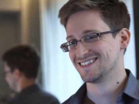 Edward Snowden, „misiune indeplinita”