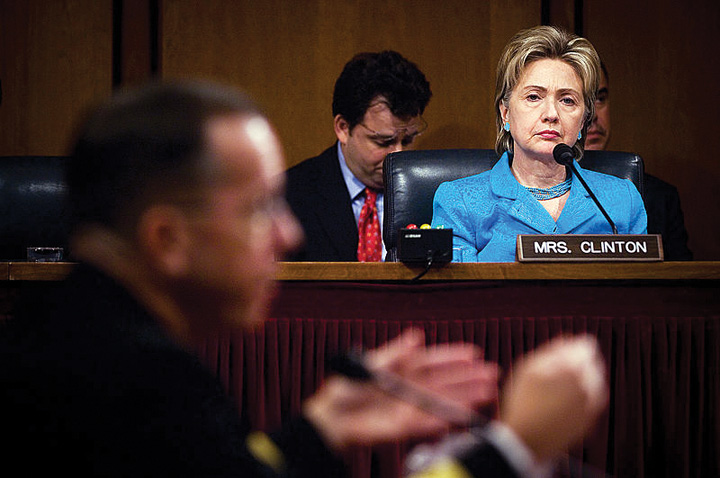 Hillary Clinton  se sinucide de dragul politicii