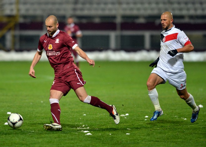 Fotbalisti de top din Romania, batuti mar intr-un club de noapte din Bucuresti